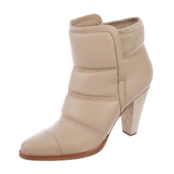 Chloe Shoes - CHLOÉ Quilted Ankle Boots 8.5